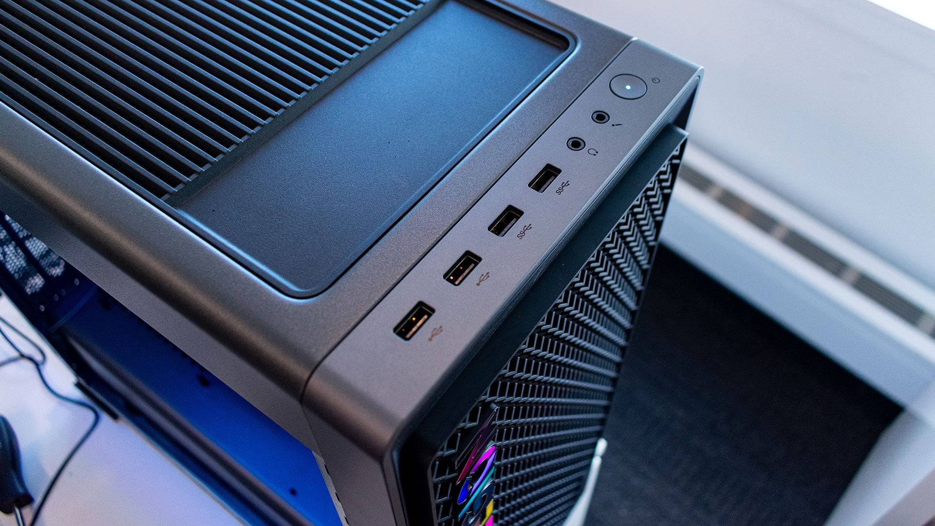 Lenovo Legion Tower 7i Image 5